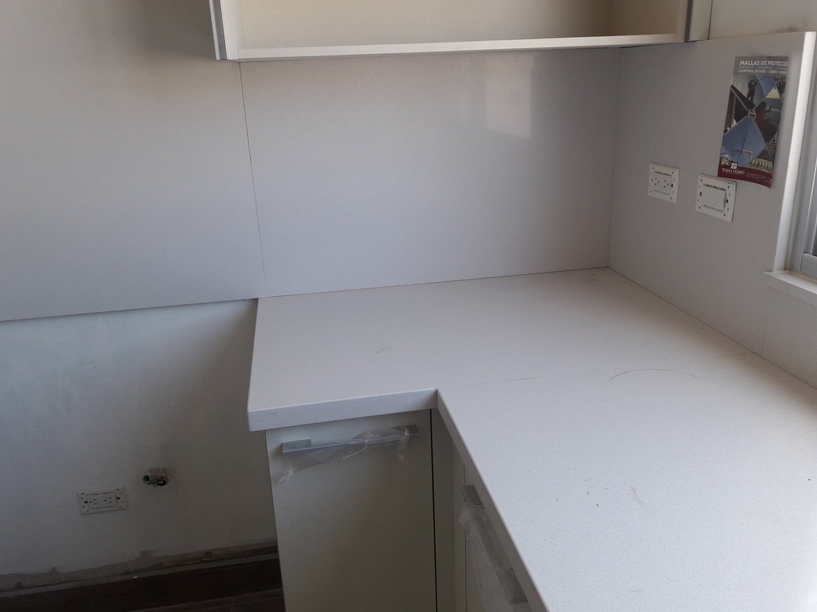 Obra entregada por Grupo Argamax — Cocina en L