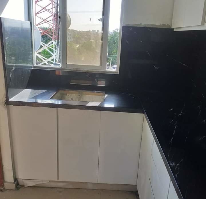 Obra entregada por Grupo Argamax — Corte CNC en taller